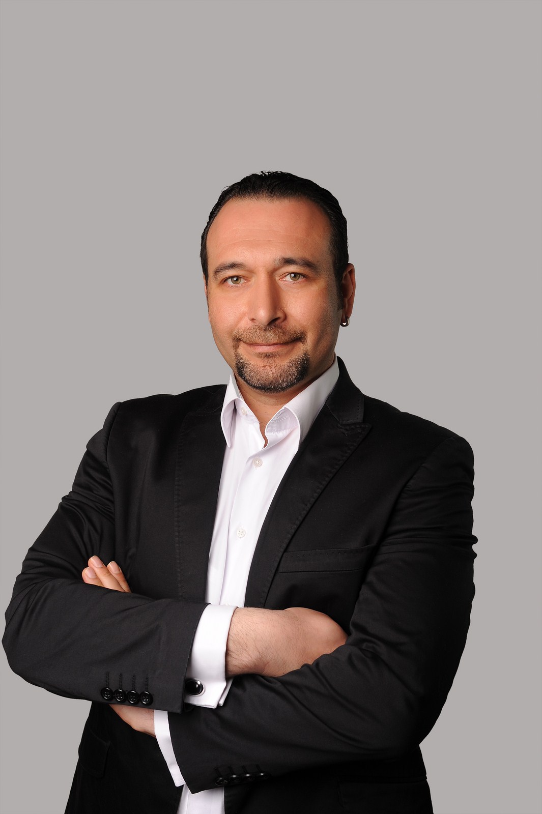 Engin Özbek